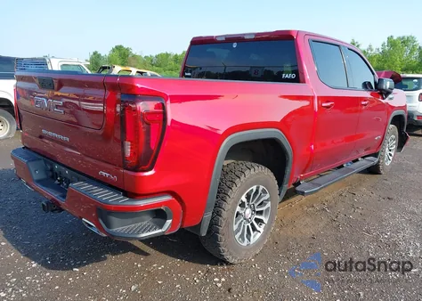 2021 GMC Sierra 1500 4Wd Short Box At4 z USA, uszkodzony, nr VIN 3GTU9EET0MG408703